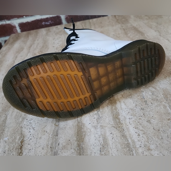 💖NWOT💖 Dr. Martens Booties 1460 Lace Up Boots Booties - Picture 5 of 14